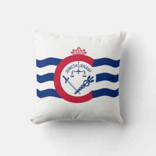Oreiller de jet avec drapeau de Cincinnati, Ohio