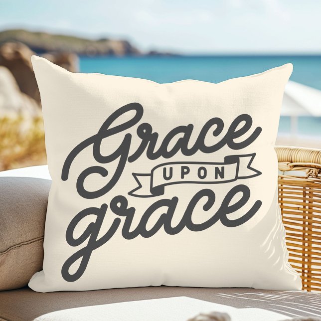 Oreiller de jet Soft Cream Christian Grace (Créateur téléchargé)