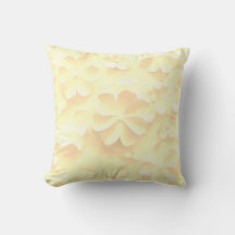 Oreiller de jeté de rêve floral jaune doux