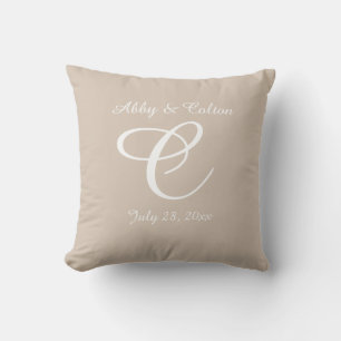 Oreiller de mariage ou d'anniversaire personnalisé