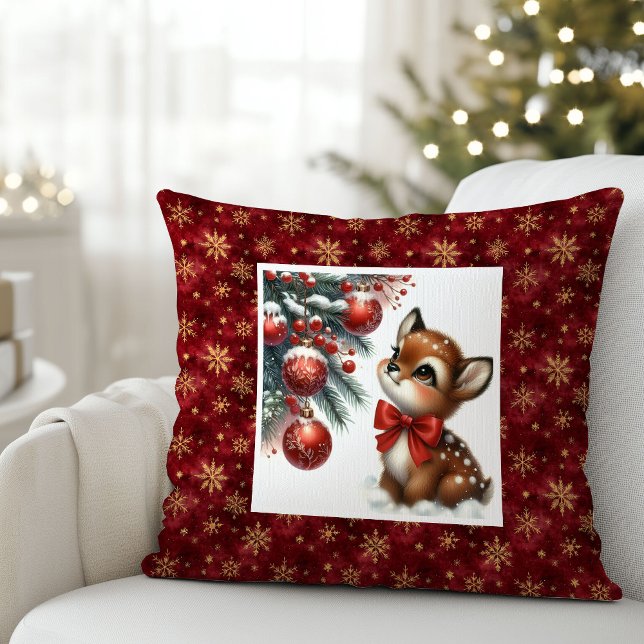 Oreiller de Noël forêt enneigée bébé faon enchante (Enchanting baby fawn snowy forest Christmas pillow (52))