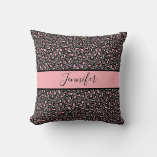 Oreiller décoratif à monogramme et imprimé guépard