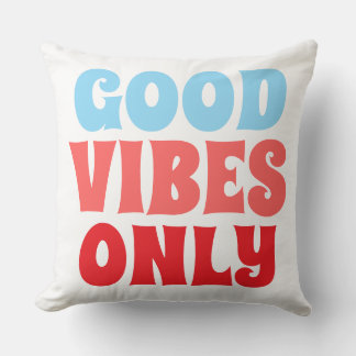 Oreiller décoratif de typographie Good Vibes Only