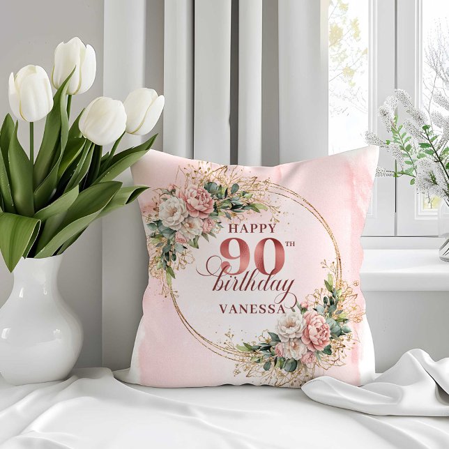 Oreiller Fleurs de Verdure Rose Clair pour 90e Ann (Light Pink Floral Greenery 90th Birthday Pillow)