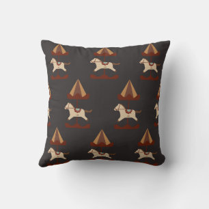Oreiller jeté à motif de cheval de carrousel sombr