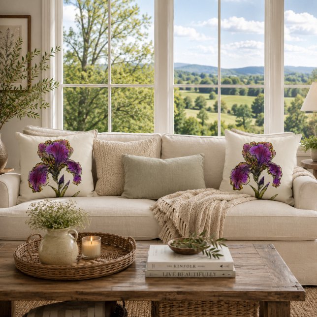 Oreiller jeté botanique Iris Violet Vintage (A timeless botanical accent for cozy spaces and quiet moments.)