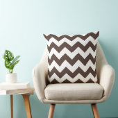 Oreiller rayé en zigzag marron (Chaise)