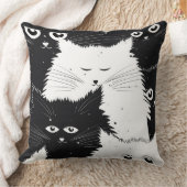 Oreillers À Jets De Chatons Blancs Et Noirs (Couverture)