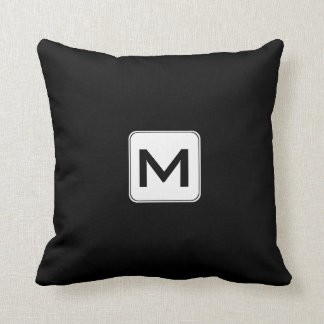 Oreillers à lancer Monogramme M noir et blanc