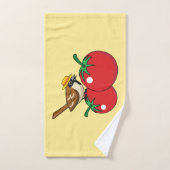 Organic lover Sparrow Eating Red Tomato (Serviette à main)