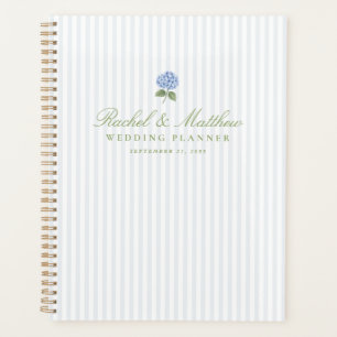 Organisateur de mariage à l'hortensia bleu preppy