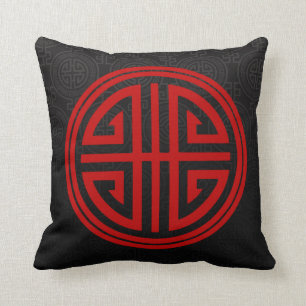 Oriental Ornamental Long Life Symbol   zwart rood Kussen
