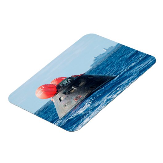 Orion Capsule Spacecraft Ocean Recovery Magneet (Linkerzijde)