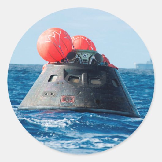 Orion Capsule Spacecraft Ocean Recovery Ronde Sticker (Voorkant)