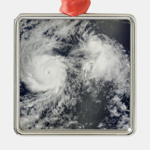 Orkaan Felicia en Storm Enrique ten oosten van Haw Metalen Ornament