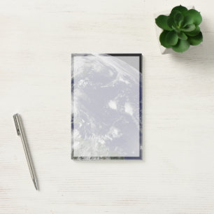 Orkaan Irene trekt door de Bahama's. Post-it® Notes