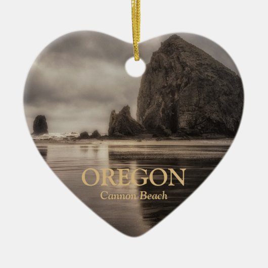 Ornament: Haystack Rock and Needles (Hart) Keramisch Ornament (Voorkant)