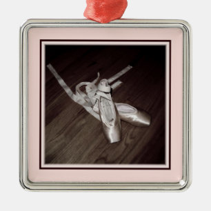 ornament "Totenschoenen"