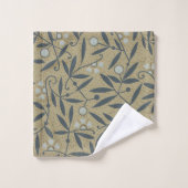 Ornate floral pattern with dark blue vines  (Gant de toilette)