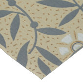 Ornate floral pattern with dark blue vines  korte tafelloper (Hoek)