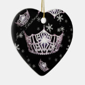 Ornement argenté de Noël de couronne de Mlle (Droite)