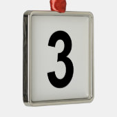 Ornement Carré Argenté 3 - numéro trois (Droite)