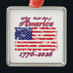 Ornement Carré Argenté America 250<br><div class="desc">Happy Birthday America
250th Liberty Bell</div>