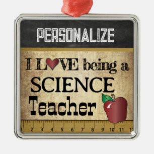 Ornement Carré Argenté Amour étant un cru du professeur de Sciences  