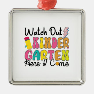 Ornement Carré Argenté Attention À La Maternelle Ici Je Viens