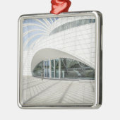 Ornement Carré Argenté Bâtiment blanc futuriste moderne (Gauche)