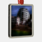 Ornement Carré Argenté Bâtiments de nuit style effet numérique "impressio (Droite)