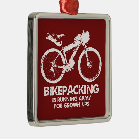 Ornement Carré Argenté Bikepacking Est En Cours D'Exécution Pour Les Ups  (Droite)