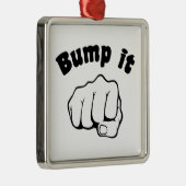 Ornement Carré Argenté Bosse de poing il (Droite)