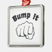 Ornement Carré Argenté Bosse de poing il (Gauche)