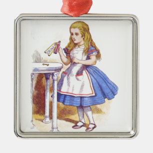 Ornement Carré Argenté Buvez-moi 1