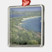 Ornement Carré Argenté Caraïbes, Antilles, Sainte-Lucie. Vue de (Gauche)