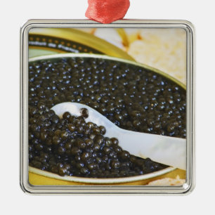 Ornement Carré Argenté Caviar noir et cuillère de nacre à
