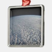 Ornement Carré Argenté Des Nuages Stratocumulus Surplombent L'Océan Pacif (Gauche)