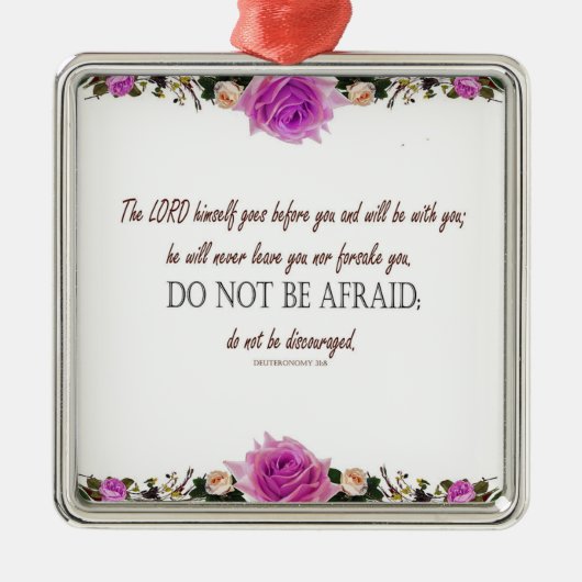 Ornement Carré Argenté Deutéronome 31:8 Le Seigneur Va Devant Vous (Devant)