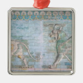 Ornement Carré Argenté Deux griffons à ailes, du palais de (Devant)