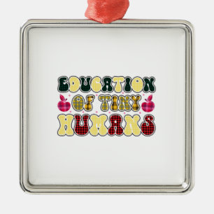 Ornement Carré Argenté Éducation Des Minuscules Humains