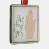 Ornement Carré Argenté Elle a dit oui (Droite)