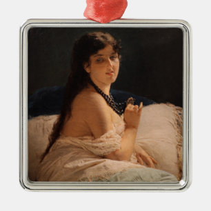 Ornement Carré Argenté Fille avec un médaillon (par Gerolamo Induno)