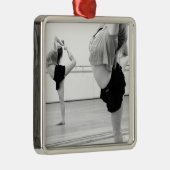 Ornement Carré Argenté fille de danse (Droite)