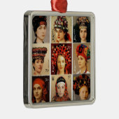 Ornement Carré Argenté Heures ukrainiennes (Droite)