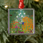 Ornement Carré Argenté Jardin fleuri | Gustav Klimt<br><div class="desc">Jardin aux Fleurs (1905-1907) de l’artiste autrichien Gustav Klimt est un chef-d’oeuvre vibrant de l’art du début du XXe siècle. Cette scène luxuriante et impressionniste déborde de fleurs colorées dans une tapisserie de la nature fascinante, reflétant le style décoratif de Klimt et l’amour pour les motifs floraux. Les textures riches...</div>