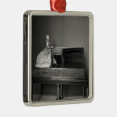 Ornement Carré Argenté Joueur de dulcimer (Droite)