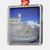 Ornement Carré Argenté Kulm hotel and trail, Gornergrat, Zermatt, (Gauche)