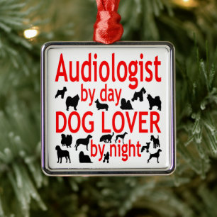Ornement Carré Argenté L'audiologiste aime les chiens
