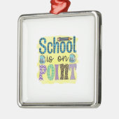 Ornement Carré Argenté L'École Est Sur Point Enseignant (Gauche)